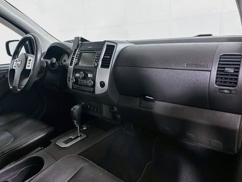 Used 2020 Nissan Frontier PRO-4X w/ Pro-4x Utility Package AWD/4WD image 34