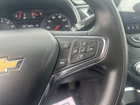 Used 2024 Chevrolet Malibu LT FWD image 21