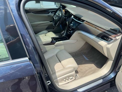 Used 2013 Cadillac XTS Premium AWD/4WD image 9