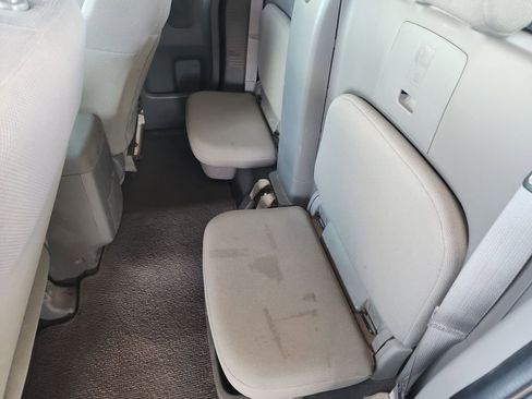 Used 2021 Nissan Frontier S image 34