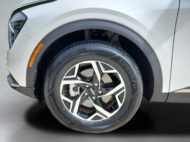 Certified 2024 Kia Sportage LX FWD image 29