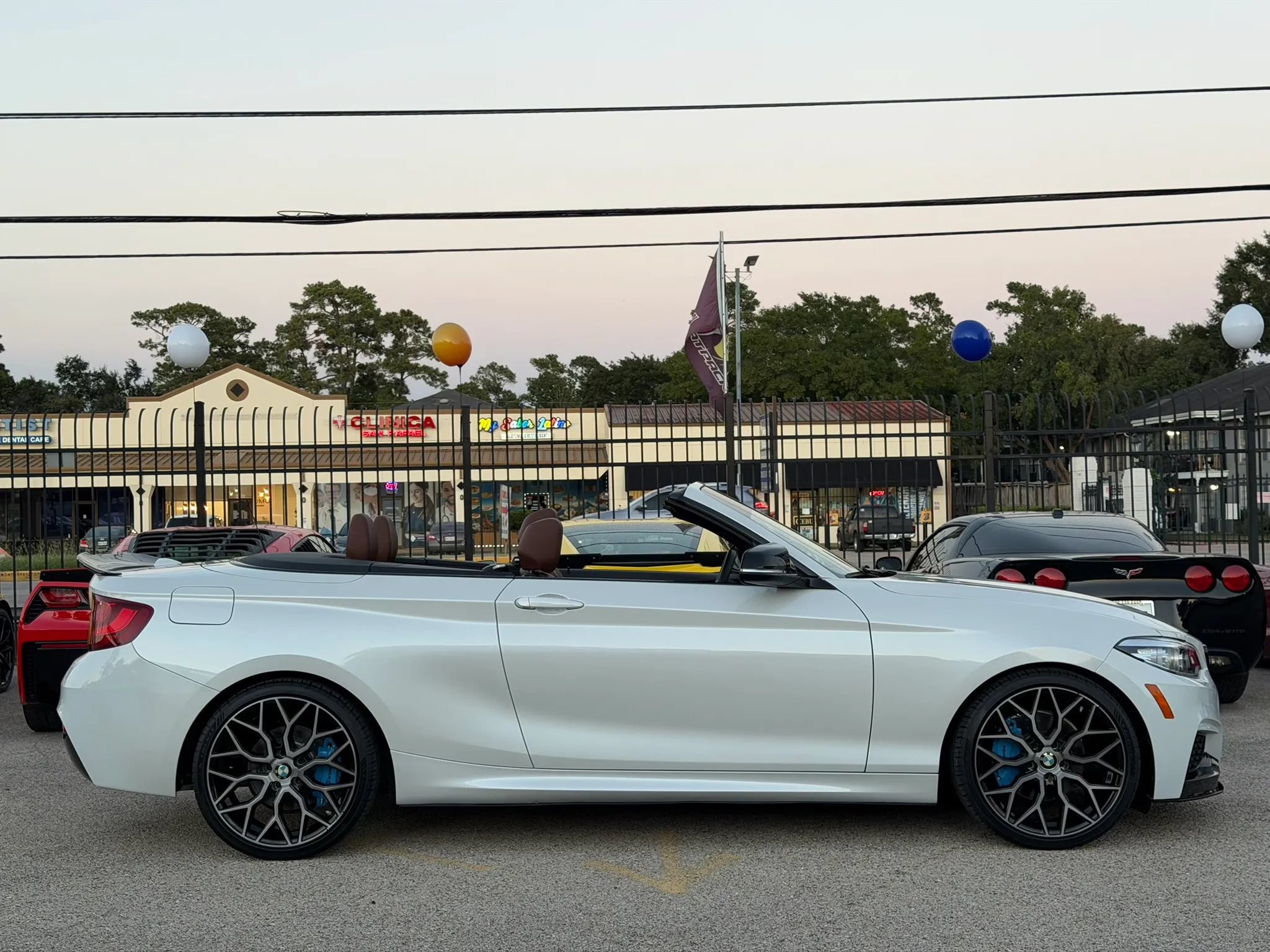 Used 2016 BMW 228i Convertible RWD image 9