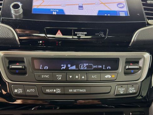 Used 2023 Honda Ridgeline Black Edition image 9