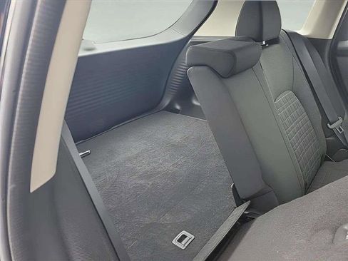 Used 2023 Honda HR-V LX image 22