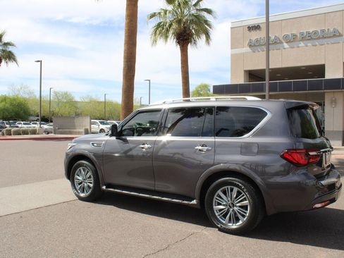 Used 2024 INFINITI QX80 Luxe image 3