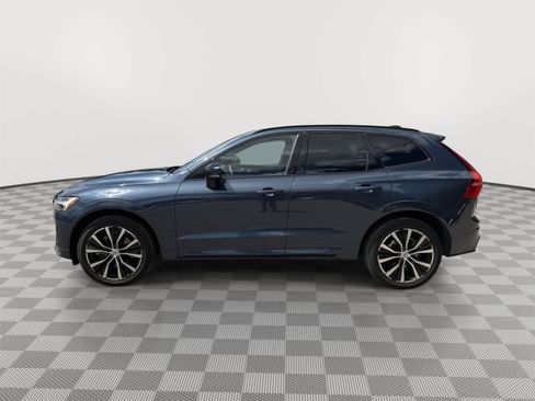 Used 2023 Volvo XC60 B6 Ultimate w/ Climate Package AWD/4WD image 4