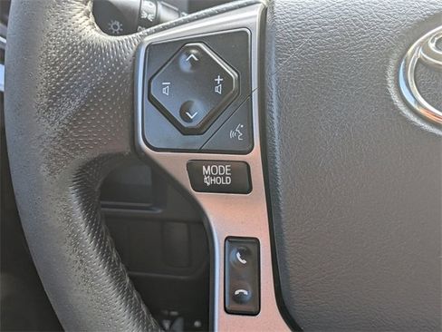 Used 2016 Toyota Tacoma SR5 w/ Towing Package image 25