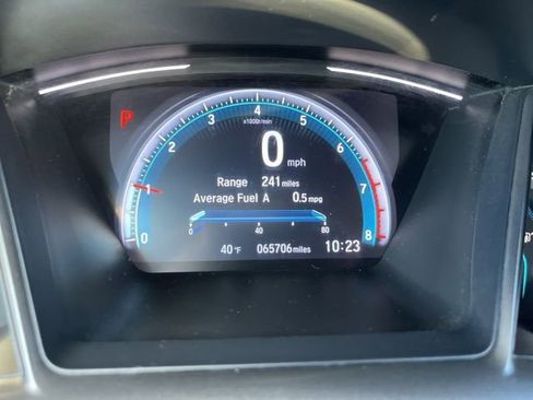 Used 2020 Honda Civic EX image 17