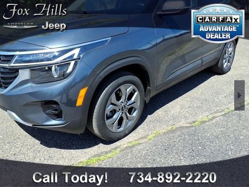 Used 2024 Kia Seltos S AWD/4WD image 5