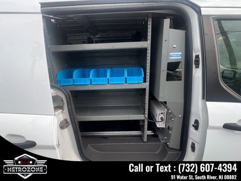 Used 2020 Ford Transit Connect XL image 16