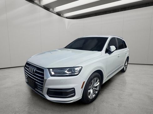 Used 2019 Audi Q7 3.0T Premium w/ Convenience Package AWD/4WD image 2