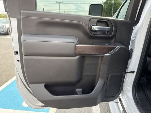 Used 2020 GMC Sierra 3500 Denali w/ Denali Ultimate Package image 36