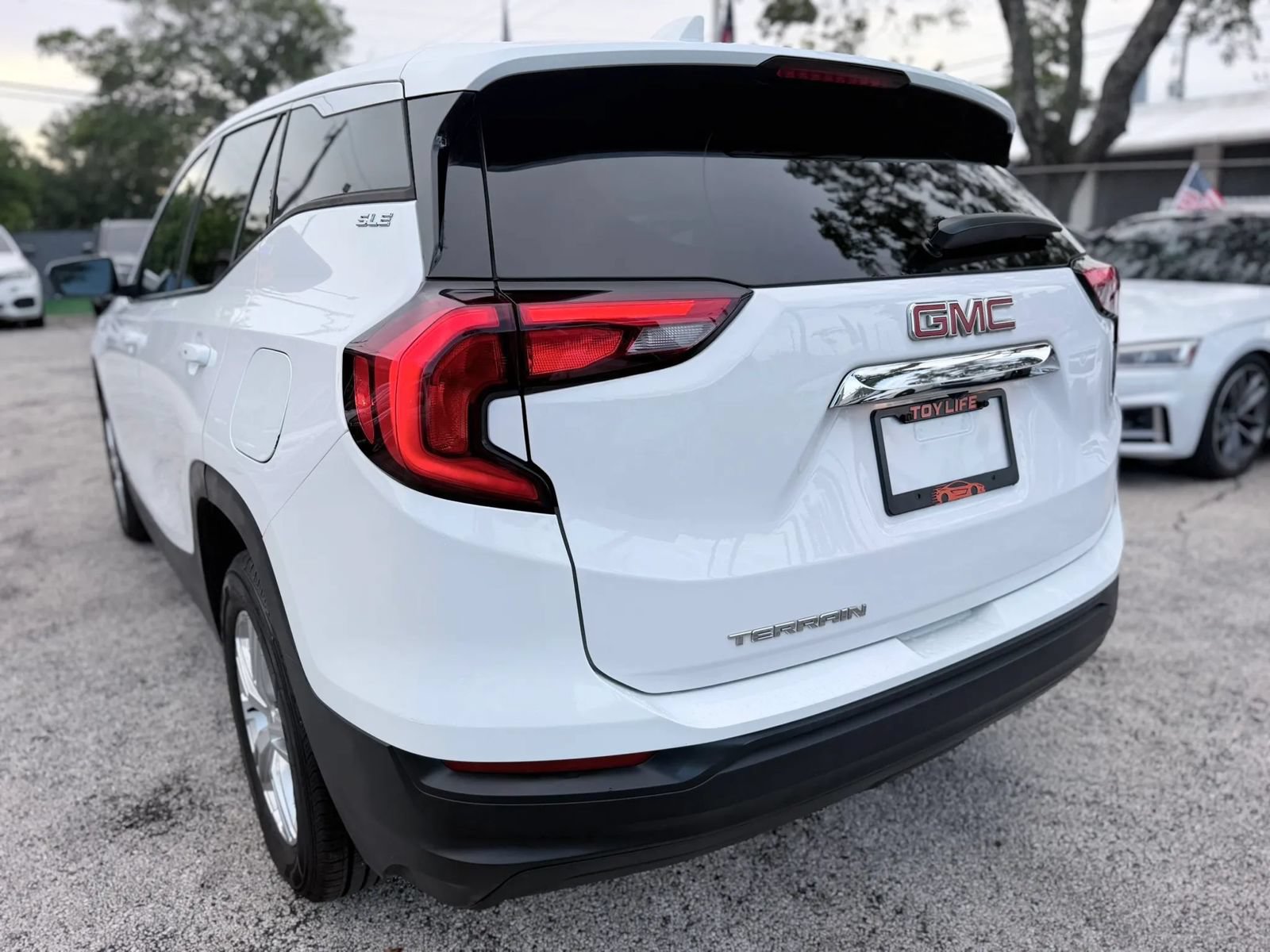 Used 2019 GMC Terrain SLE FWD image 12