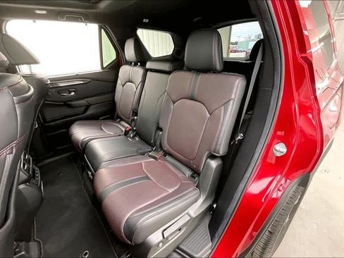 Certified 2025 Honda Pilot Black Edition image 20
