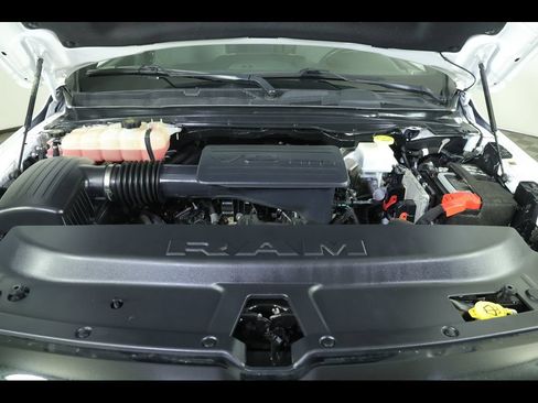 Used 2023 RAM 1500 Big Horn AWD/4WD image 24