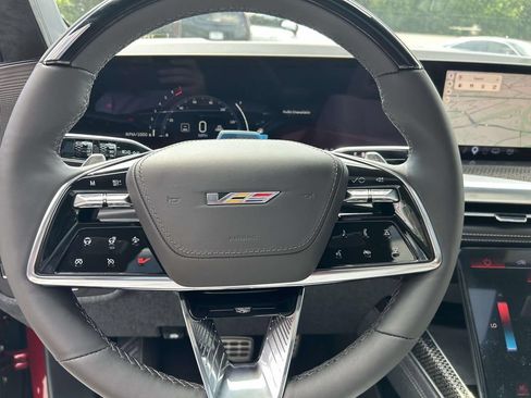 New 2026 Cadillac Escalade ESV V AWD/4WD image 24