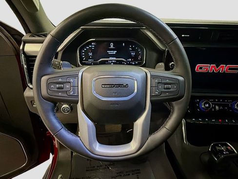 Used 2024 GMC Sierra 1500 Denali w/ Technology Package AWD/4WD image 14