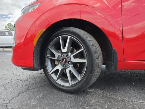 Used 2021 Kia Soul GT-Line FWD image 34