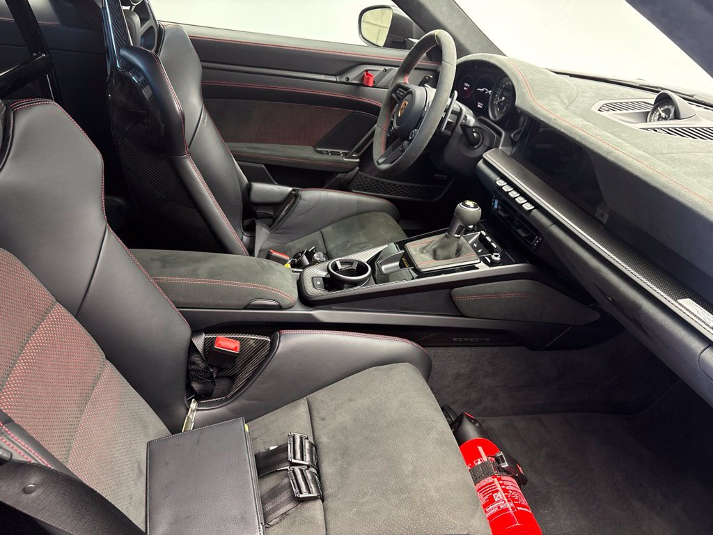 Certified 2024 Porsche 911 GT3 RS RWD image 23