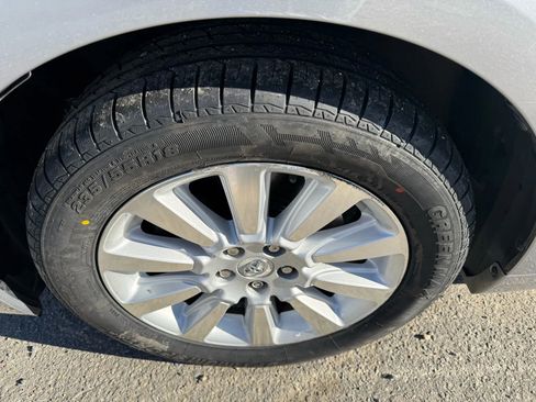 Used 2012 Toyota Sienna Limited image 13