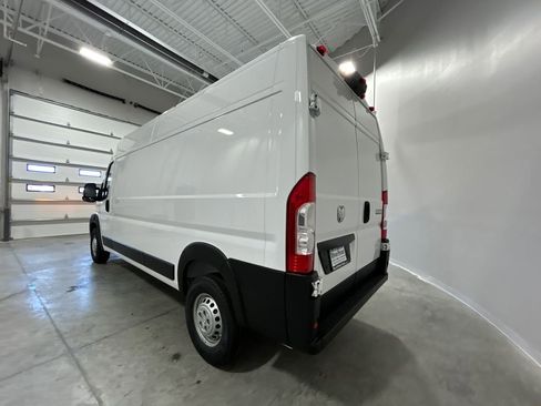 New 2026 RAM ProMaster 2500 w/ Convenience Group image 8
