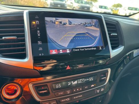 Used 2020 Honda Ridgeline Black Edition image 34