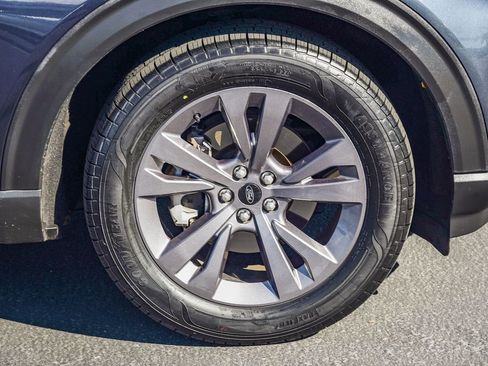 Certified 2023 Ford Explorer XLT w/ Equipment Group 202A image 9