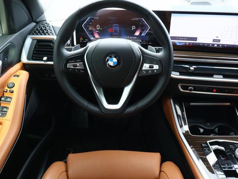Used 2025 BMW X5 sDrive40i w/ Parking Assistance Package RWD image 10