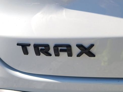 New 2026 Chevrolet Trax LT w/ Midnight Edition FWD image 5