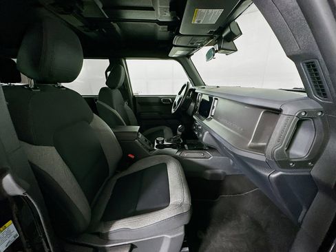Used 2025 Ford Bronco Big Bend image 30