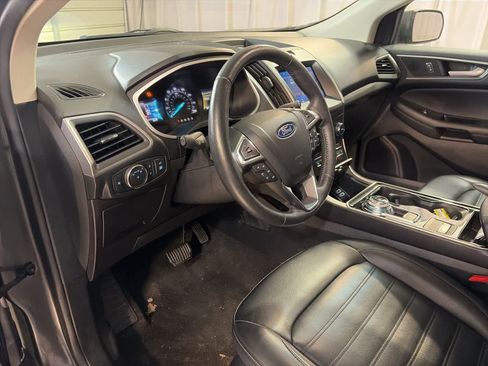 Used 2020 Ford Edge SEL w/ Convenience Package image 24