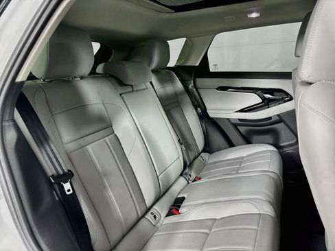 Used 2024 Land Rover Range Rover Evoque S AWD/4WD image 27