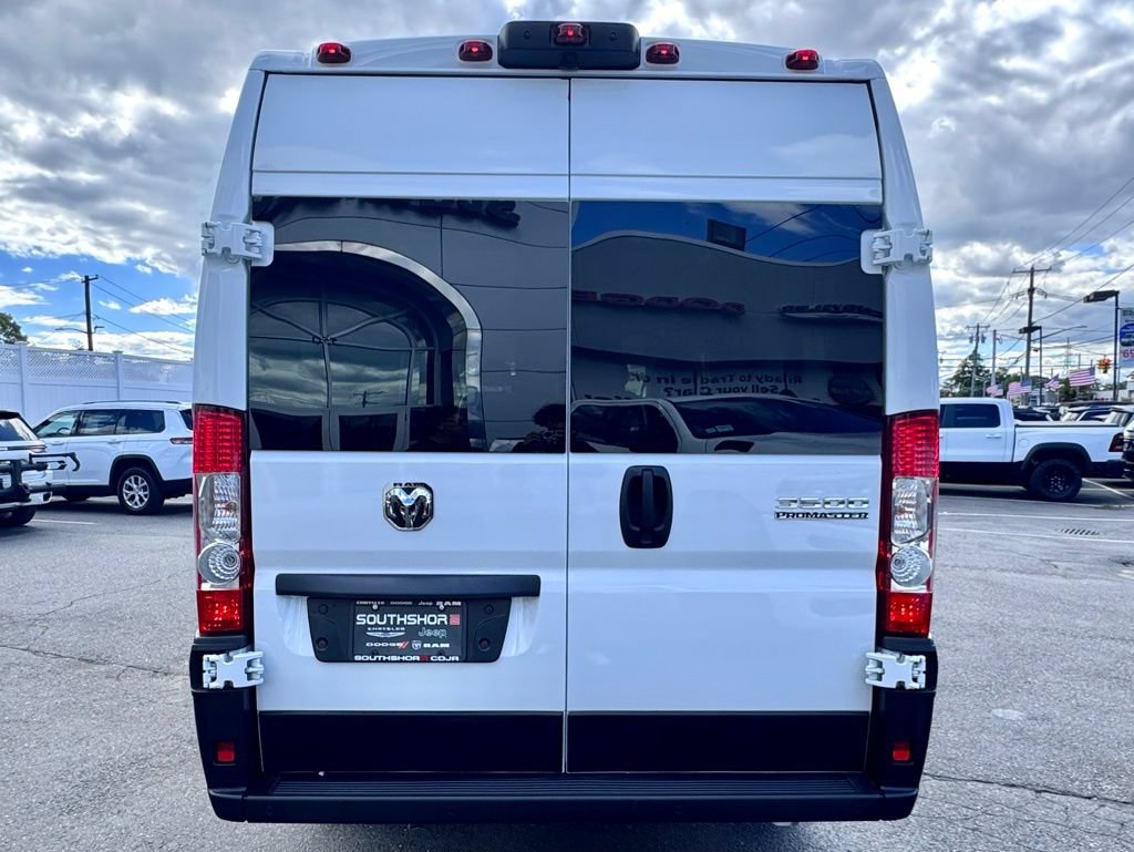 Used 2025 RAM ProMaster 3500 FWD image 6