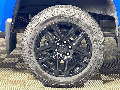 Used 2024 Chevrolet Silverado 1500 LT Trail Boss w/ Convenience Package II image 22