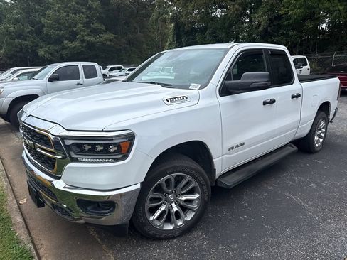 Used 2024 RAM 1500 Big Horn RWD image 3