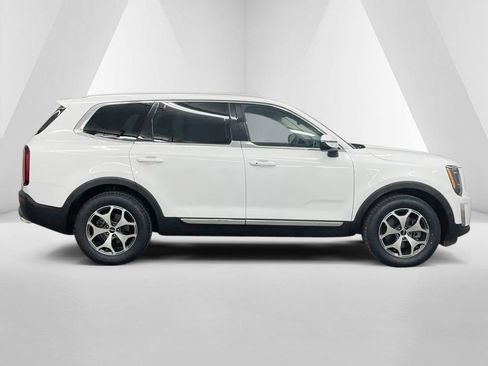 Used 2022 Kia Telluride EX AWD/4WD image 8