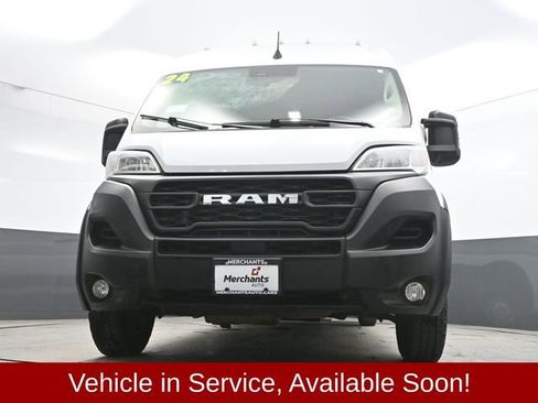 Used 2024 RAM ProMaster 2500 w/ Convenience Group image 31