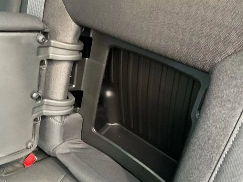 Used 2019 Chevrolet Silverado 1500 LT w/ All-Star Edition image 54