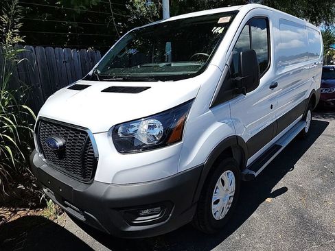 Used 2025 Ford Transit 250 Low Roof w/ Exterior Upgrade Package RWD image 3