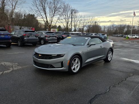 Used 2023 Chevrolet Camaro LT image 4