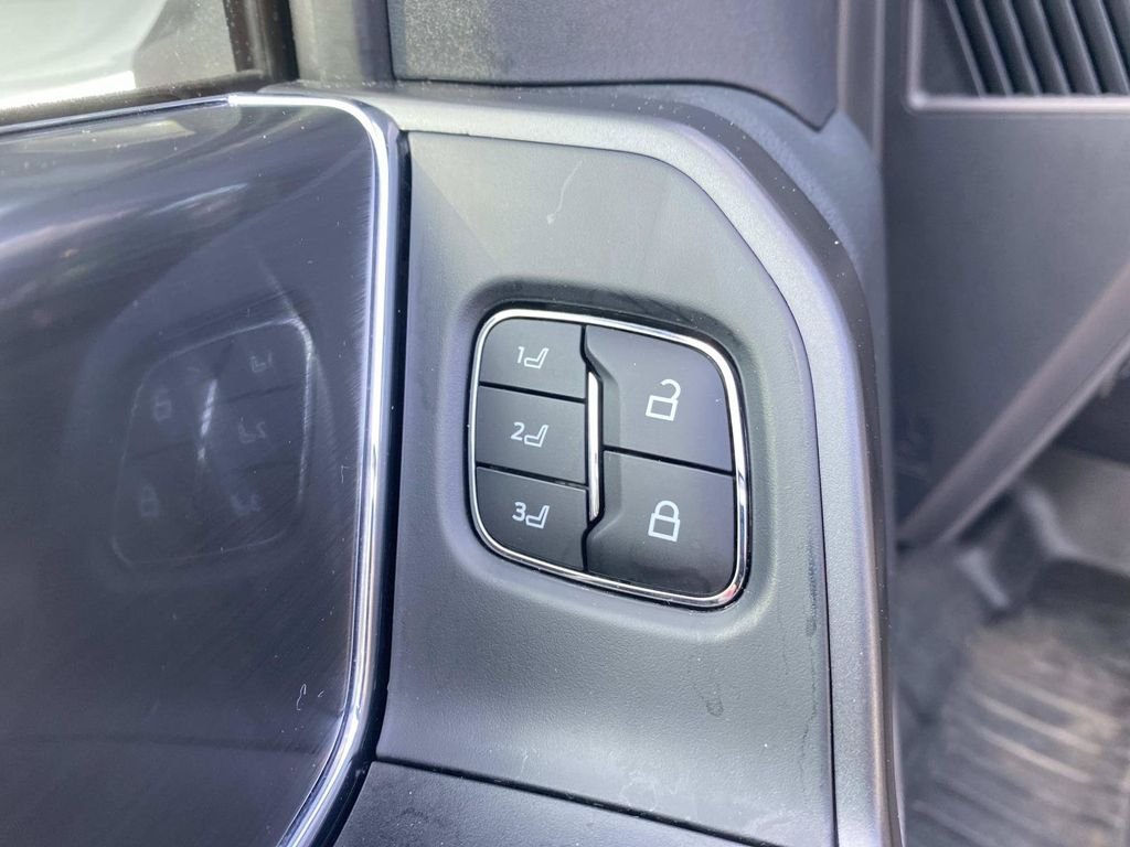Used 2026 Ford F150 Lariat w/ Equipment Group 501A Mid AWD/4WD image 19
