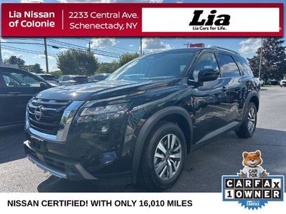 Certified 2025 Nissan Pathfinder SL