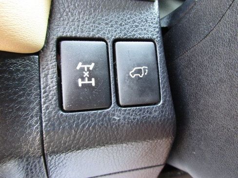 Used 2013 Toyota RAV4 Limited AWD/4WD image 20