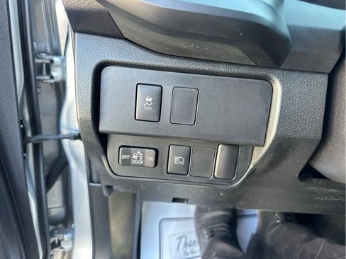 Used 2022 Toyota Tacoma SR image 22