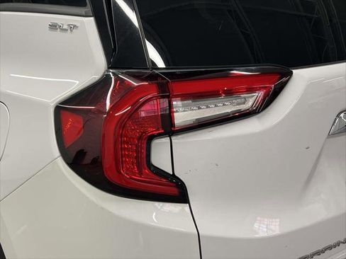 Certified 2023 GMC Terrain SLT image 11