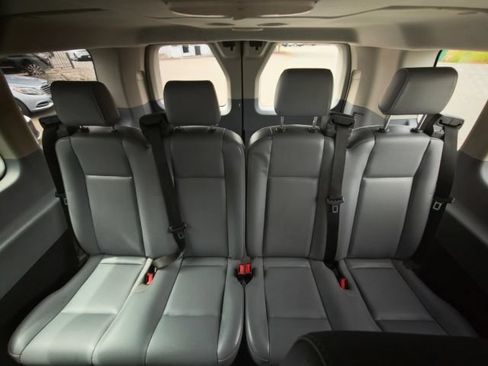 Used 2018 Ford Transit 350 XL RWD image 54