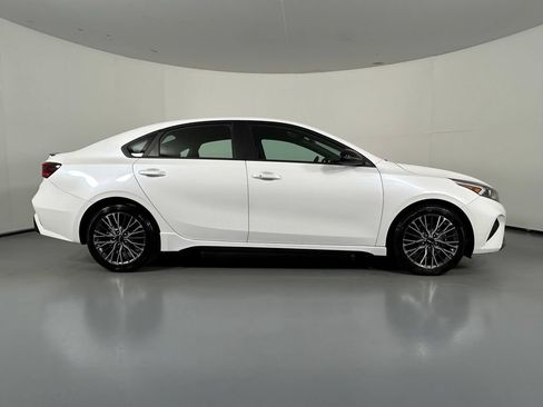 Used 2023 Kia Forte GT-Line FWD image 8