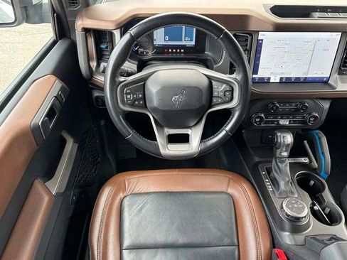 Used 2023 Ford Bronco Outer Banks AWD/4WD image 18