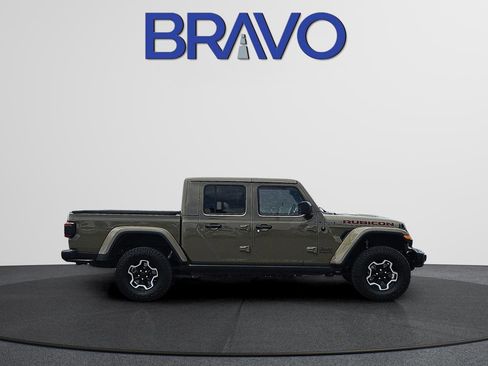 Used 2020 Jeep Gladiator Rubicon AWD/4WD image 3