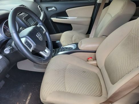 Used 2017 Dodge Journey SE w/ Comfort/Convenience Group AWD/4WD image 8